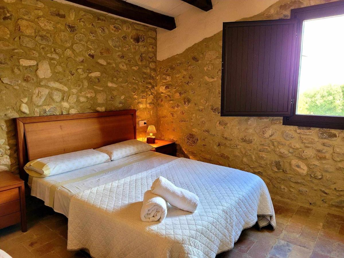 Masia Para Grupos Con Piscina Privada28 Pax Cabanelles Exteriér fotografie